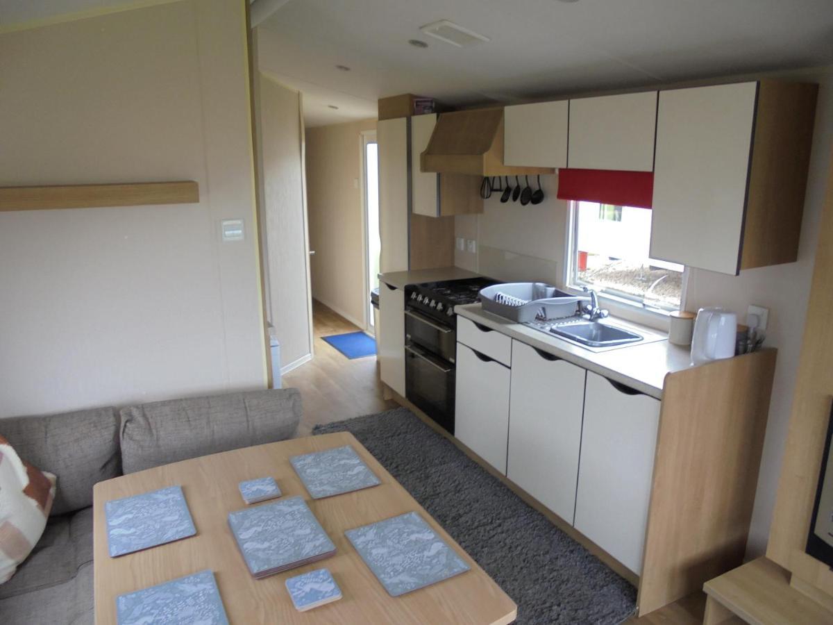 Kingfisher Vacation Iii 6 Berth 3 Bedrooms Close To Site Entrance