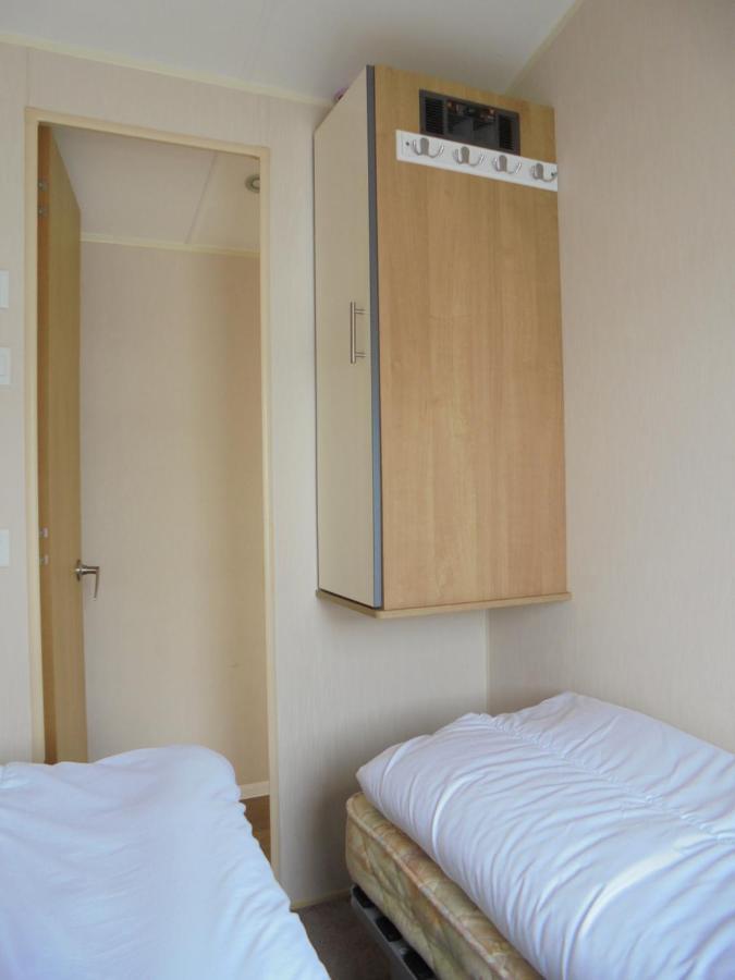Apartment Kingfisher Vacation Iii 6 Berth 3 Bedrooms Close To Site Entrance
