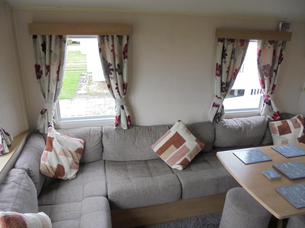 Apartment Kingfisher Vacation Iii 6 Berth 3 Bedrooms Close To Site Entrance
